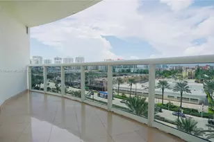 17201 Collins Ave, Sunny Isles Beach, FL 33160 - Photo 41