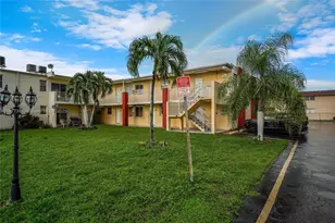 1255 W 49th Pl, Hialeah, FL 33012 - Photo 17