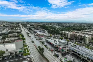 1255 W 49th Pl, Hialeah, FL 33012 - Photo 35