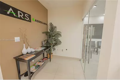 20810 W Dixie Hwy Ag Hwy, Miami, FL 33180 - Photo 7