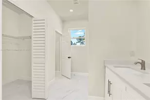 2910 Flora Ave N, Lehigh Acres, FL 33971 - Photo 35