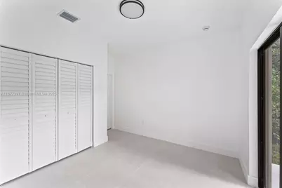 5316 NW 7th Ct, Miami, FL 33127 - Photo 15