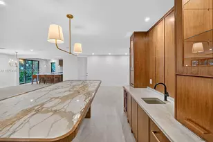 2330 Overbrook St, Coconut Grove, FL 33133 - Photo 11