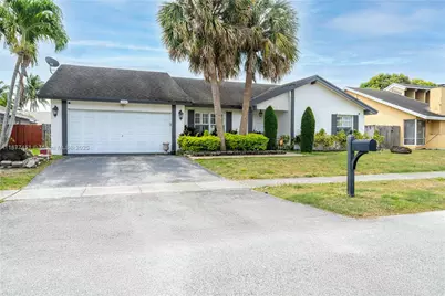 7354 NW 49th Ct, Lauderhill, FL 33319 - Photo 1