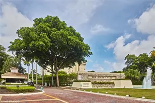 11111 Biscayne Blvd, Miami, FL 33181 - Photo 13