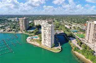 11111 Biscayne Blvd, Miami, FL 33181 - Photo 15
