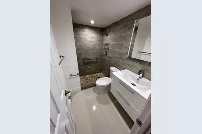 2801 NE 183rd St #1909W, Aventura, FL 33160 - Photo 7