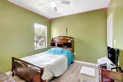 1874 NW 74th Way, Pembroke Pines, FL 33024 - Photo 33