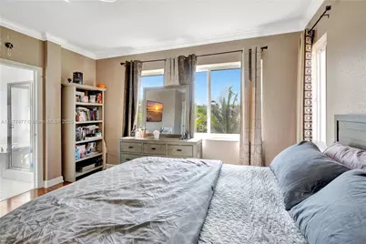 1874 NW 74th Way, Pembroke Pines, FL 33024 - Photo 37