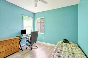 1874 NW 74th Way, Pembroke Pines, FL 33024 - Photo 31