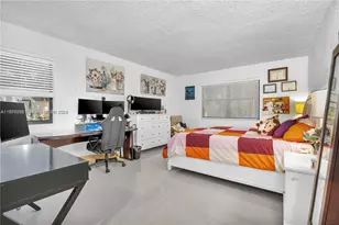 491 Ives Dairy Rd, Miami, FL 33179 - Photo 13