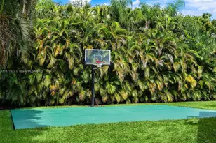 9325 SW 59th Pl, Pinecrest, FL 33156 - Photo 15