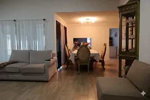 9740 SW 13th St, Pembroke Pines, FL 33025 - Photo 3