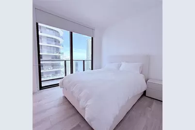 55 SW 9th St #4003, Miami, FL 33130 - Photo 7