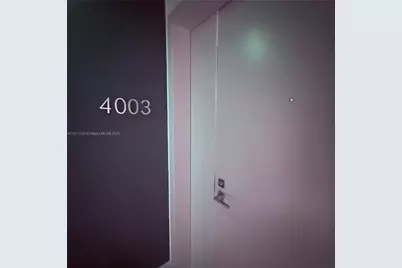 55 SW 9th St #4003, Miami, FL 33130 - Photo 29