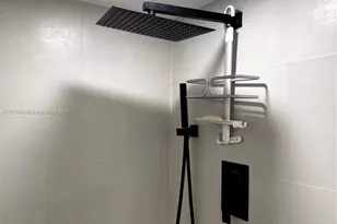 520 Brickell Key Dr, Miami, FL 33131 - Photo 49