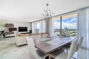 290 174th St, Sunny Isles Beach, FL 33160 - Photo 7