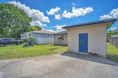 6330 Madison St, Hollywood, FL 33023 - Photo 3