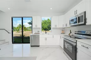 238 NW 2nd St, Florida City, FL 33034 - Photo 9
