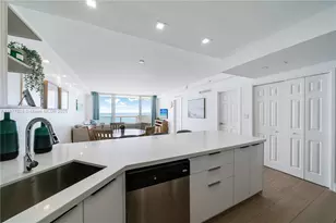 5601 Collins Ave, Miami Beach, FL 33140 - Photo 7