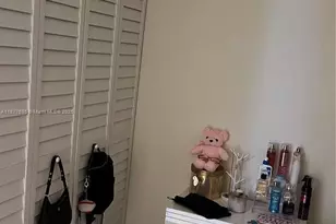 8875 Fontainebleau Blvd, Miami, FL 33172 - Photo 11