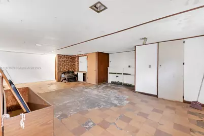 20400 NE 14th Ave, Miami, FL 33179 - Photo 27