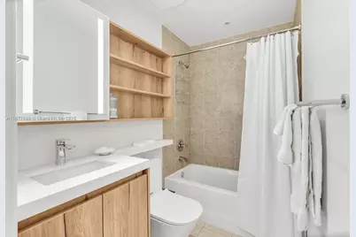 60 SW 13th St #3402, Miami, FL 33130 - Photo 17