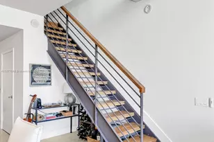 60 SW 13th St, Miami, FL 33130 - Photo 9