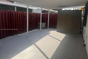 7684 NW 179th St, Hialeah, FL 33015 - Photo 13