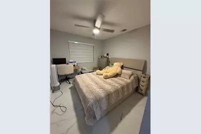 7684 NW 179th St, Hialeah, FL 33015 - Photo 11