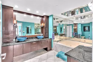 20191 E Country Club Dr, Aventura, FL 33180 - Photo 21