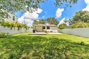 180 NW 69th St, Miami, FL 33150 - Photo 23