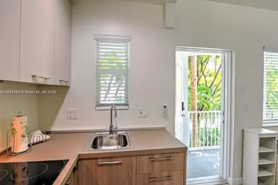 245 NE 33rd St #105, Miami, FL 33137 - Photo 3