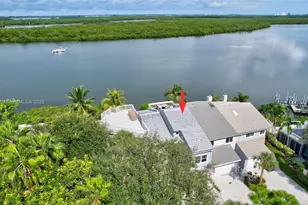 2404 Harbour Cove Dr, Hutchinson Island, FL 34949 - Photo 59