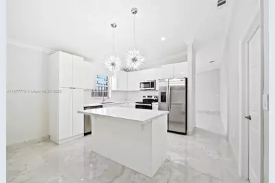 3203 W 70th Ter, Hialeah, FL 33018 - Photo 7