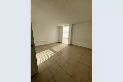 13499 Biscayne Blvd #602, North Miami, FL 33181 - Photo 3