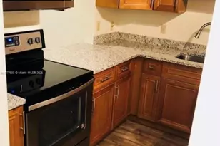 [Address not provided], West Palm Beach, FL 33411 - Photo 7