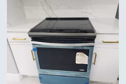 150 NE 169th Ter, North Miami Beach, FL 33162 - Photo 15