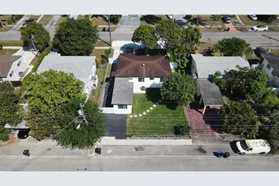 150 NE 169th Ter, North Miami Beach, FL 33162 - Photo 49