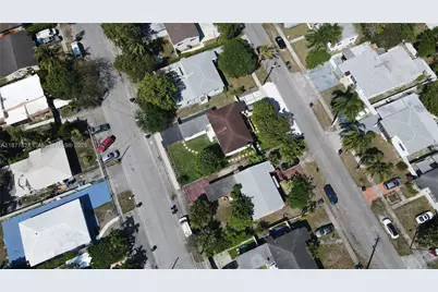 150 NE 169th Ter, North Miami Beach, FL 33162 - Photo 55