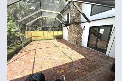 7221 Freedom St, Hollywood, FL 33024 - Photo 29