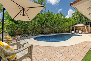 1834 NE 34th St, Oakland Park, FL 33306 - Photo 9
