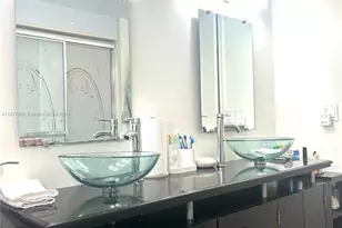 20860 San Simeon Way, Miami, FL 33179 - Photo 19