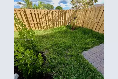 12517 NW 23rd Pl, Miami, FL 33167 - Photo 23