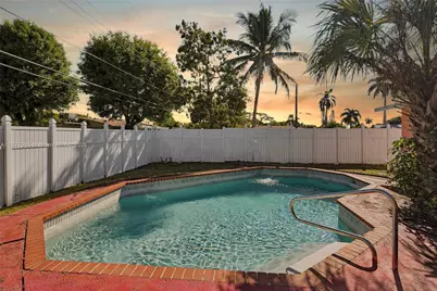 1412 NW 63rd Ave, Margate, FL 33063 - Photo 25