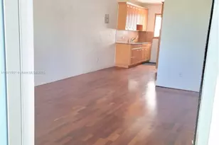 7315 Byron Ave, Miami Beach, FL 33141 - Photo 9