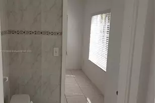 6912 NE 5th Ave, Miami, FL 33138 - Photo 15