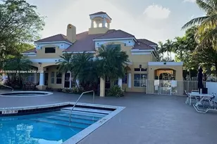 2445 NW 33rd St, Oakland Park, FL 33309 - Photo 9