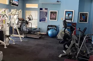 2445 NW 33rd St, Oakland Park, FL 33309 - Photo 11