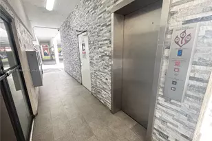 6125 W 20th Ave, Hialeah, FL 33012 - Photo 15